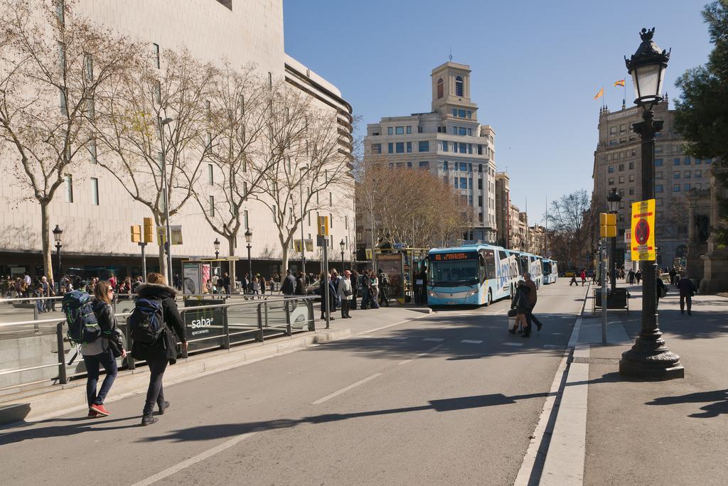 Letsgo Paseo De Gracia Apartment Barcelona Bagian luar foto